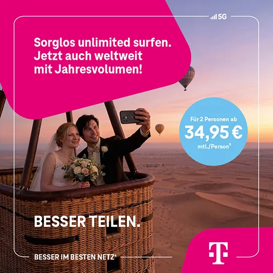Paar im Heißluftballon macht Selfie, Telekom 5G Tarif weltweit surfen